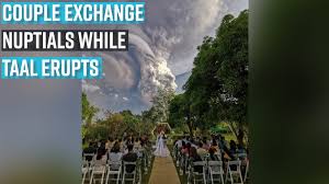 El chapo's daughter has married the nephew of another feared drug kingpin — arriving at a heavily secured mexican cathedral in a white bulletproof limo, according to reports. El Chapo S Daughter Ties Knot In State Cathedral In Mexico