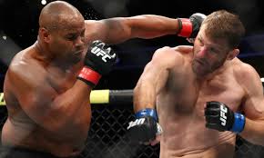 5' 11 (180 cm) reach: Daniel Cormier Admits He Should Have Retired Before Stipe Miocic Trilogy Defeat After Back Surgery Daily Mail Online