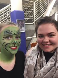 Had an amazing time last night skating to the grinch at the braehead clan  game with Rachel ⛸🎉🎅🏼🎁