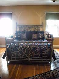Catty Corner Cottage Tree Bed Bedroom Decor Contemporary Bedroom