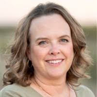 Amanda Nemec's Instagram, Twitter & Facebook