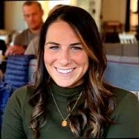 Alexandra Leone's Instagram, Twitter & Facebook