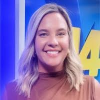 Lindsay Ethridge's Instagram, Twitter & Facebook