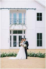 10 Reasons You Should Get Married At The Ivy Rose Barn Danielle Defayette Photography