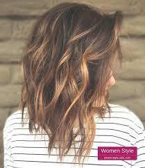 60 coiffures avec des cheveux brun fonce avec des reflets cheveux coiffures fonce refl lange haare mittellanges haar braun haarschnitt mittellange haare