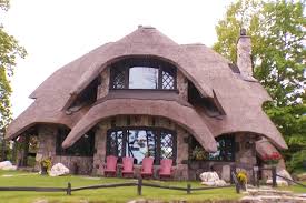 These stays are highly rated for location, cleanliness, and more. Mtm On The Road Mushroom House Tours In Charlevoix 9 10 News