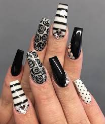 Black And White Striped Nails Coffin Rose Nail Art Black And White Nail Art Nail Art Stripes Black And White Nail Designs