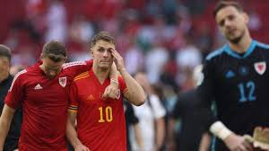 Off topic > denmark v wales. 2ena40bxbzrd7m