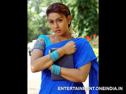 Hero heroine movie is a romanic action entertainer directed by g s karthik and produced by bhargav manne while anoop rubens scored music for this movie. Photos Kannada Actresses In Half Saree Filmibeat