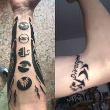 Tatuaje Divergente Divergente Tatuajes Tatuaje Cyberpunk Divergente
