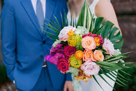 Our photographers use the bouquet as a prop for many of your photos. Tropical Wedding Inspiration For Your Hawaii Dream Wedding Elopement Engagement Family Photographers In Oahu Hawaii Johanna Dye Photography