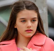 Thomas cruise mapother iv (born july 3, 1962) is an american actor and producer. Suri Cruise Comemora Aniversario Com Mae E Amigas E Tom Cruise Planeja Fazer Surpresa Diz Site Estrelando