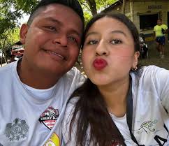 Busco pantalones en talla 11❗️ De preferencia mom jeans ‼️COMPRA SEGURA‼️