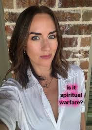 Jada Rivera's Instagram, Twitter & Facebook