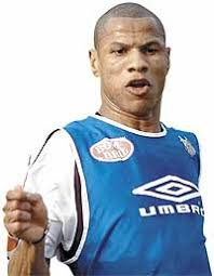 Pieds carrés : André Luis