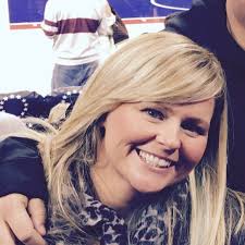 What are some hair and makeup recommendations for a wedding in Blue Bell?