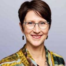 My dad was a giant in his field, and an even bigger influence + leader at  home. Sharing service details for my Knoxville connections, and surrounding  network: https://lnkd.in/eviV93iz