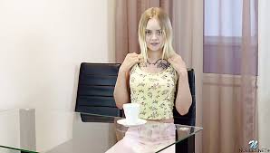 Blonde cutie cums on her toy. Nubiles Solo Porn Videos Xcafe Com Page 2