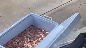 His daughter paid it forward. Dad Leaves 80 000 Pennies To Pay For Child Support See What Mother And Daughter Did Next Cnn Video