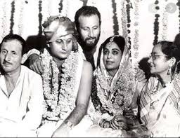 He was born on 7 march 1955 in shimla, himachal pradesh, india. Birthday Boy Anupam Kher Fell In Love With An Already Married Kirron Kher Read About Their Love Story Orissapost