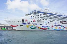 Norwegian Star Cruise Ship Review Guide The Crown Wings