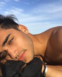 Blue and green eyes occur naturally, but rarely, in africa as well. 44 7k Likes 1 334 Comments Josh Heuston Jheuston On Instagram Got A Little Adventure Co Guys With Green Eyes Boys With Green Eyes Black Hair Green Eyes