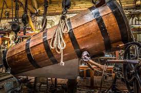 The Lethbridge Barrel This fascinating diving barrel was invented in 1715 by one of the earliest pioneering divers, John Lethbridge from Devonshire. John Lethbridge (1675-1759) invented the first scuba diving machine in