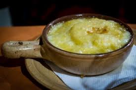 Una preparazione a base di carne dal gusto speziato ma al contempo dolce, accompagnata dalla onnipresente fontina. Piatti Tipici Della Valle D Aosta Guida Turistica Valle D Aosta