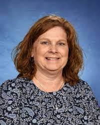 Laura Knarr's Instagram, Twitter & Facebook