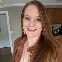 Kari Mclaughlin's Instagram, Twitter & Facebook