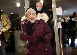 Her birthday, what she did before fame, her family life, fun trivia facts, popularity rankings, and more. Uduzmbegxvqz0m