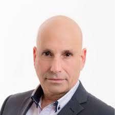 זו היתה גאווה גדולה לארח השבוע את המשלחת הבכירה של הנשיא האזורי בישראל  ולהציג לו את תפארת קימברלי-קלארק ישראל.