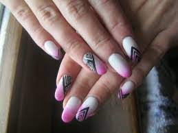 Motif de fruits dans le style de dessin à la main. 93 Idees Pour Faire Le Meilleur Dessin Ongle Facile Et Original Archzine Fr