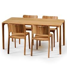 Check out our wide range of solid wood furniture made in certified teak, oak and walnut. Accessories
