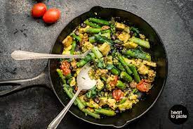 Spiced Indian Tempeh With Vegetables And Quinoa Vegan Tempeh Recipes Tempeh Indian Spices