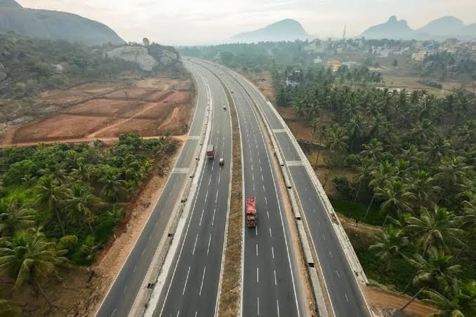 Nhai:एनएचएआई का नया लक्ष्य- सड़क मुद्रीकरण के जरिए वित्त-वर्ष 2025-26 में 40,000 करोड़ रुपये जुटाना - Nhai Aims To Raise Rs 40000 Crore Via Highway Monetisation In Fy26 - Amar Ujala Hindi ...