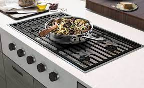 Wolf 36 Contemporary Gas Cooktop 5 Burners Cg365c S Gas Cooktop Cooktop Cook Gas