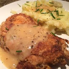 Breaded Pork Tenderloin With Gravy Pammiespantry Com Breaded Pork Tenderloin Pork Great Dinner Recipes