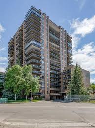 Awesome condo with 2 beds, this building was completely transformed in 2007 to condos, and everything was redone at that time. Nine Eight Hundred Haysboro Condos Calgary Condos Dan Salloum