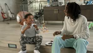 Provided to youtube by distrokid wiz khalifa son · yun cloud childish: Cakin Off Cookie Commercials Wiz Khalifa And Son Sebastian Featured In New Oreo Ad The Latest Hip Hop News Music And Media Hip Hop Wired