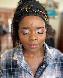 Lucy Wellington's Instagram, Twitter & Facebook