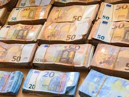 Die entwicklung der anzahl privater banken in deutschland von 2004 bis 2019. Wirtschaft Schweizer Bank Julius Bar Muss Ddr Vermogen Zuruckzahlen Thuringen Insudthuringen