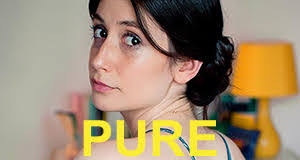 Belinda Roach's Instagram, Twitter & Facebook