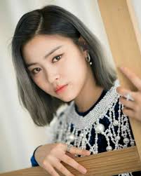 Han sohee instagram / itzy instagram. Disebut Mirip 10 Adu Pesona Han So Hee Ryujin Itzy Berambut Pendek
