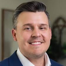 Shannon Musgrave's Instagram, Twitter & Facebook