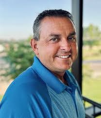 Derek Basham's Instagram, Twitter & Facebook