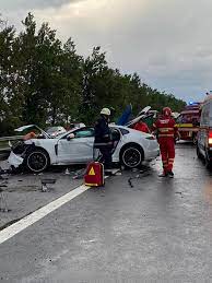 94,140 11mo ago 100% 23:35. Accident Grav Pe Autostrada Soarelui Traficul A Fost RestricÅ£ionat