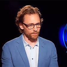 Where was tom hiddleston born? Ladybug Writes Shit Worth The Wait Tom Hiddleston X Indian Reader