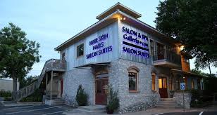 Recommended for beautiful results, great haircuts, experienced stylists, expert colouring, professional products and fantastic haircuts. Beauty Salon Salon Spa Galleria