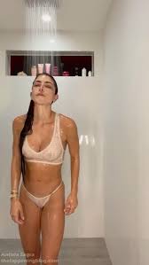 Anllela Sagra Shows Her Wet Tits Pics Video Thefappening 58240 | Hot Sex  Picture